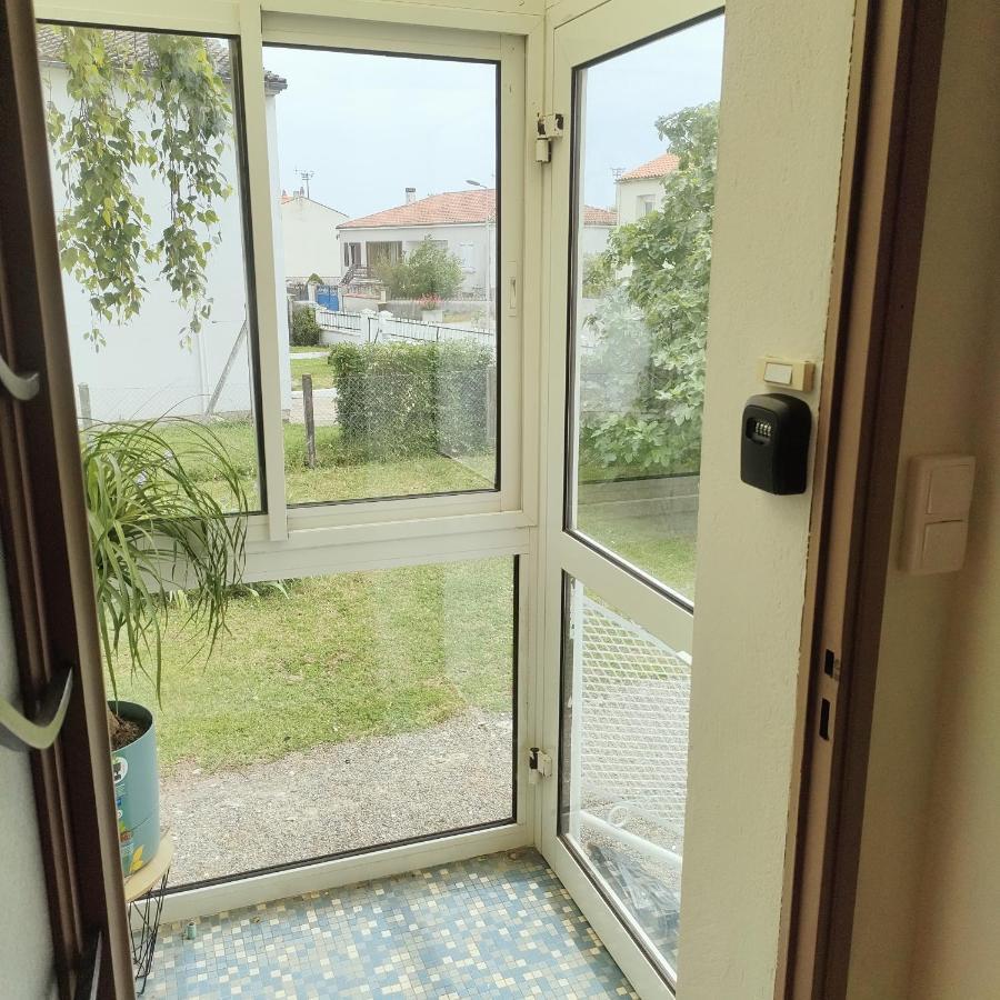 Charmante Maison Entre Mer Et Campagne La Jarrie Zewnętrze zdjęcie